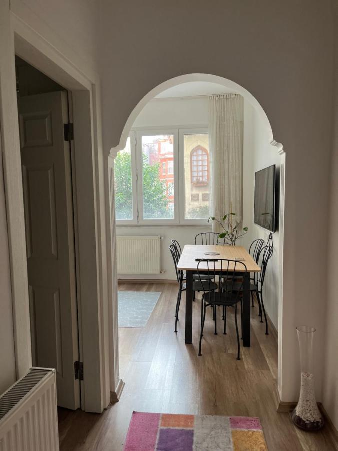 Centrally Located, 2+1 House In Taksim, Cihangir Apartment Istanbul Bagian luar foto