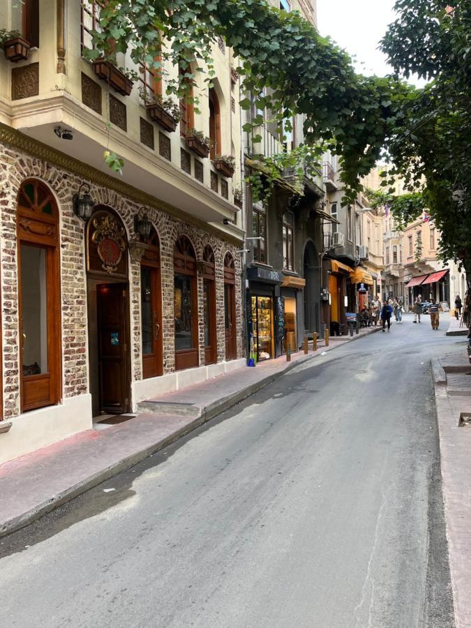 Centrally Located, 2+1 House In Taksim, Cihangir Apartment Istanbul Bagian luar foto