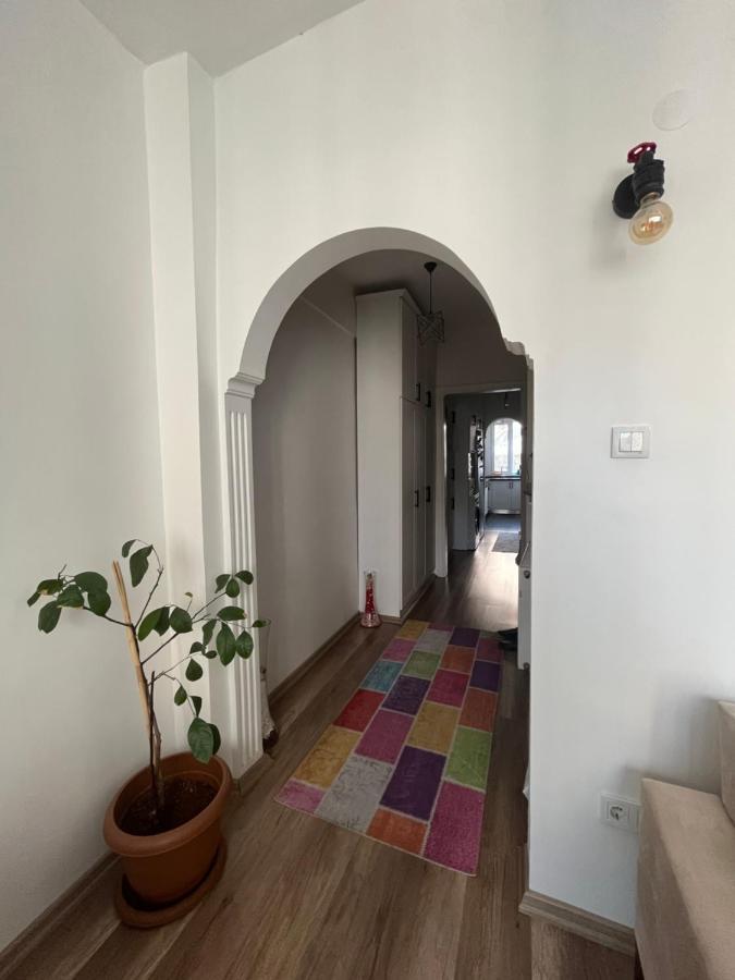 Centrally Located, 2+1 House In Taksim, Cihangir Apartment Istanbul Bagian luar foto