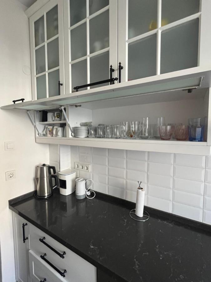 Centrally Located, 2+1 House In Taksim, Cihangir Apartment Istanbul Bagian luar foto
