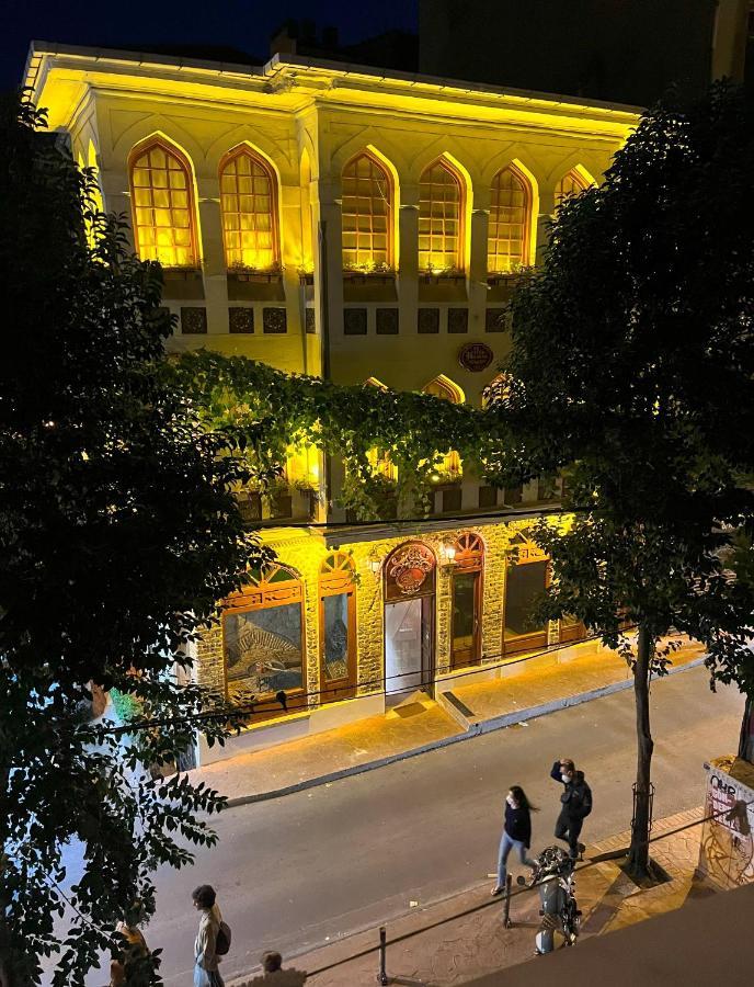 Centrally Located, 2+1 House In Taksim, Cihangir Apartment Istanbul Bagian luar foto
